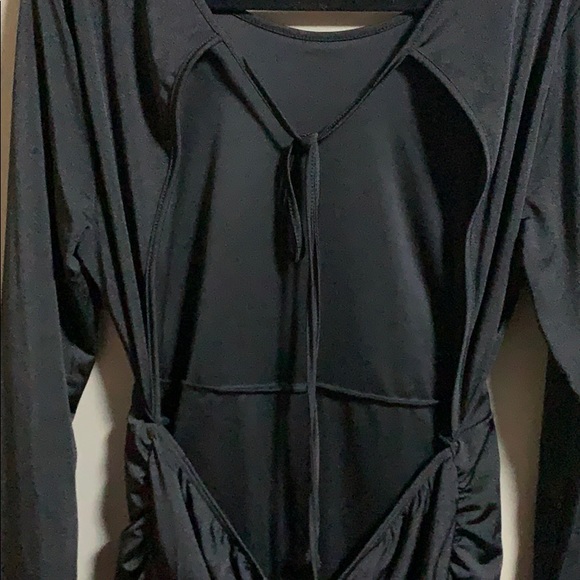 Open back Mini dress - Picture 2 of 3